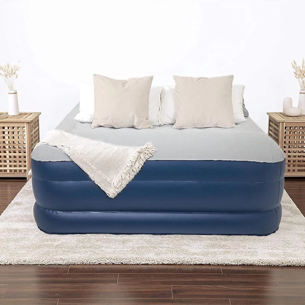 LifeGoods Luchtbed - 2 Persoons - Met Ingebouwde Pomp - Incl. Draagtas En Reparatiekit 7 LifeGoods Luchtbed - 2 Persoons - Met Ingebouwde Pomp - Incl. Draagtas En Reparatiekit - Afbeelding 7