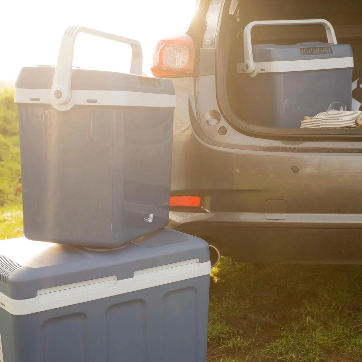 Travellife TL45 Thermo-Elektrische Koelbox - 40L - AC/DC - 12V/230V - Blauw 5 Travellife TL45 Thermo-Elektrische Koelbox - 40L - AC/DC - 12V/230V - Blauw - Afbeelding 5