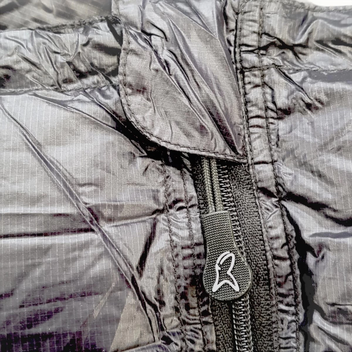 LOWLAND OUTDOOR® Ultra Compact Blanket - Donzen Slaapzak - Gewicht 495g - 210x80 Cm - Comfort Temperatuur +8°C 3 LOWLAND OUTDOOR® Ultra Compact Blanket - Donzen Slaapzak - Gewicht 495g - 210x80 Cm - Comfort Temperatuur +8°C - Afbeelding 3