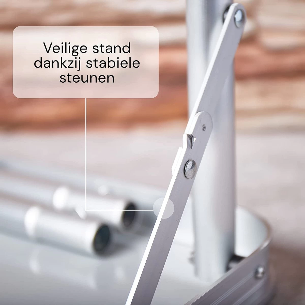 Liivo Aluminium Inklapbare Tafel - Campeertafel 75x55x60cm 4 Liivo Aluminium Inklapbare Tafel - Campeertafel 75x55x60cm - Afbeelding 4