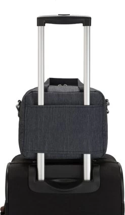 Kipling MIYO Lunchtas - Marine Navy 13 Kipling MIYO Lunchtas - Marine Navy -Campingwinkel 703x1200 1